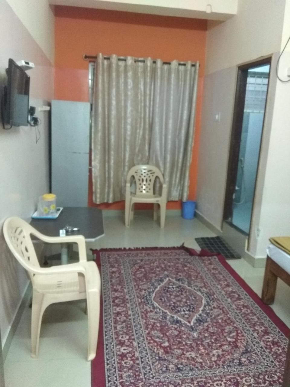 Apoorva Residency Hotel Bangalore Esterno foto